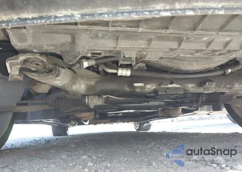 2011 Mercedes-Benz E 550 from USA, damaged, VIN WDDKJ7CB5BF107143